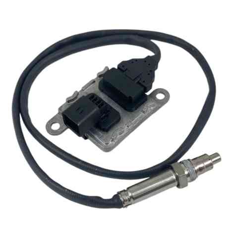 Caterpillar NOx sensor 5390117