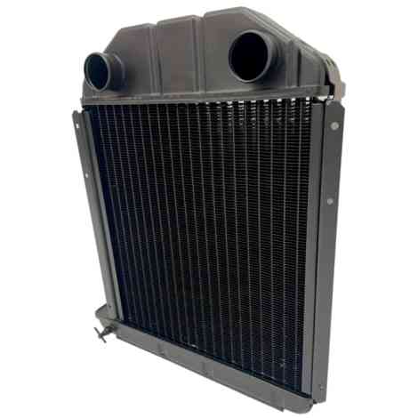 Fordson Dexta radiator 957E8005