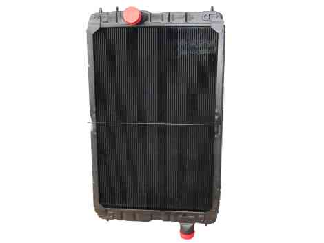 Peterbilt Radiator 2000-2005 387 Series Cummins 15X Engine Front View. 