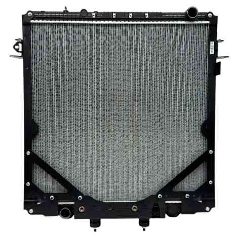 Freightliner western star radiator with frame 3A0580810003 front side view 